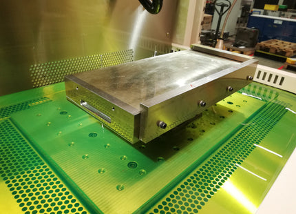Neomicro permanent magnetic chuck for surface grinding
